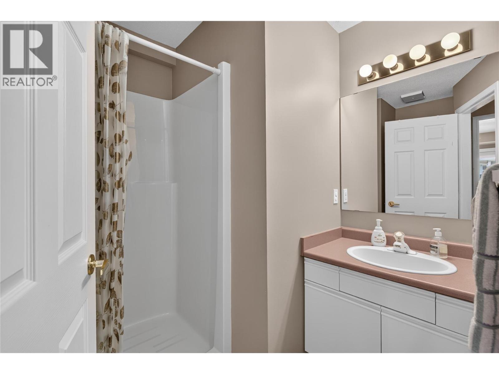 2200 40 Avenue Unit# 3, Vernon, BC