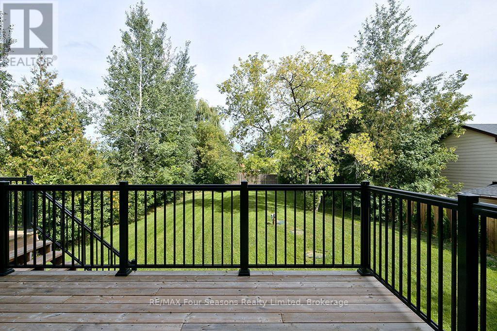 91 Summer View Avenue, Collingwood, ON