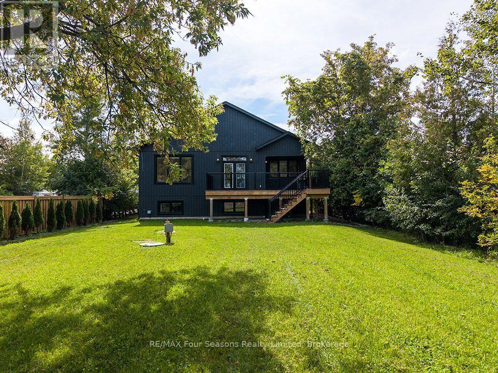 91 Summer View Avenue, Collingwood, ON