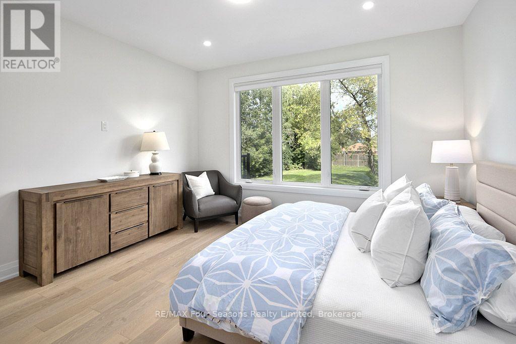 91 Summer View Avenue, Collingwood, ON