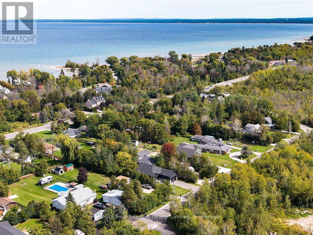 91 Summer View Avenue, Collingwood, ON