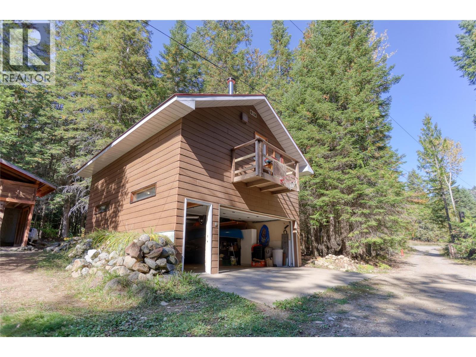 113 Wesco Road, Ymir, BC