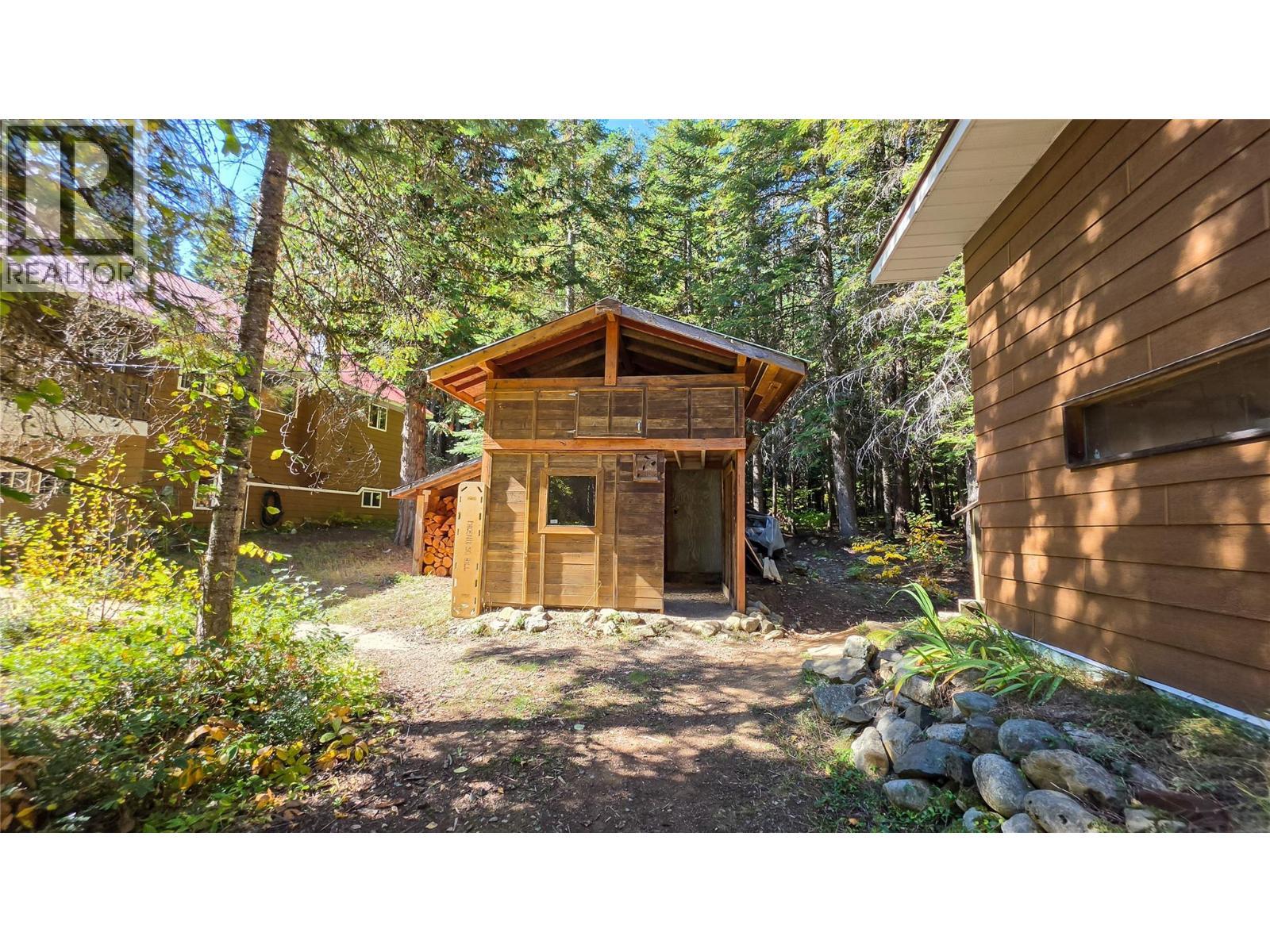 113 Wesco Road, Ymir, BC