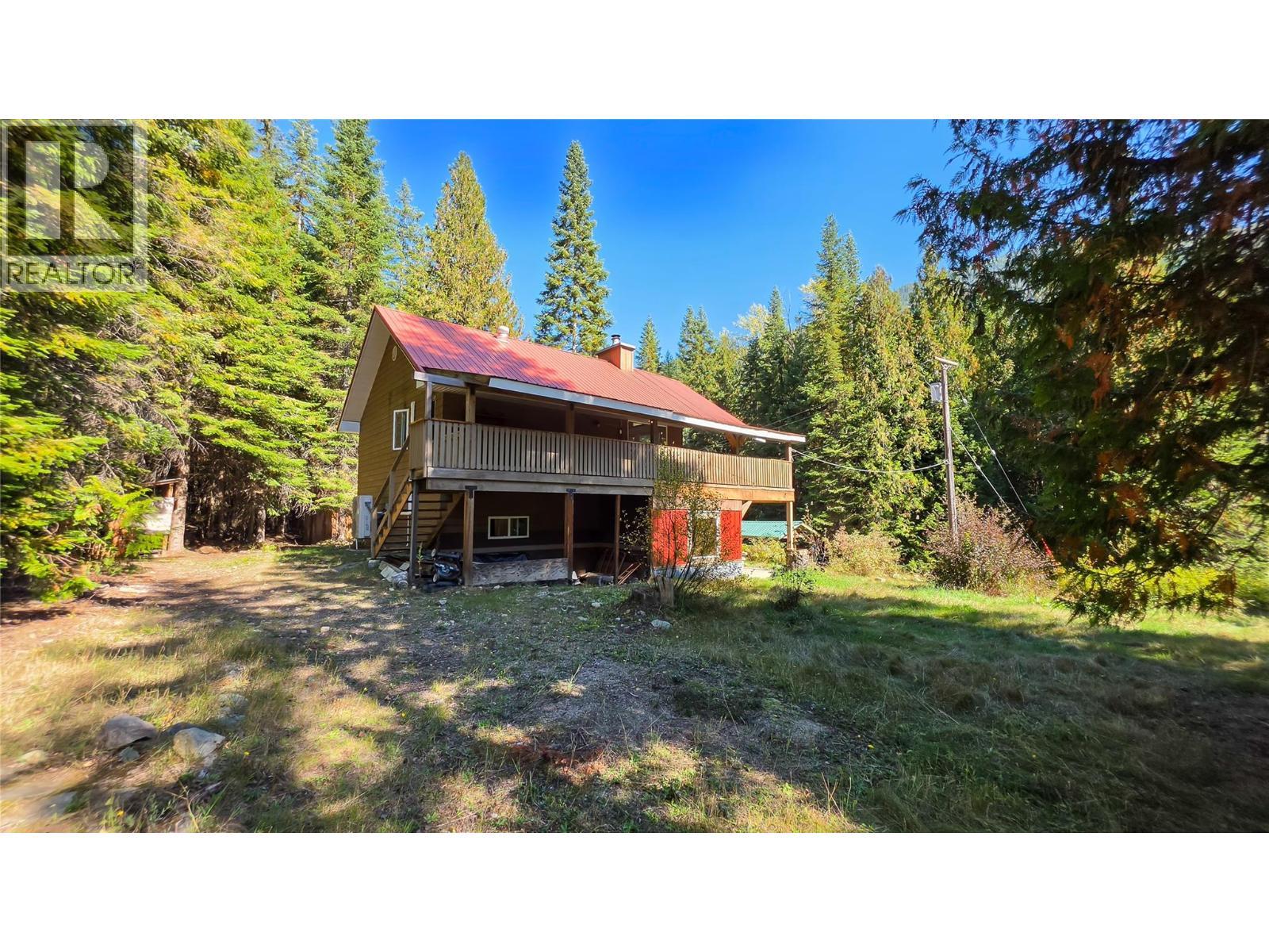 113 Wesco Road, Ymir, BC