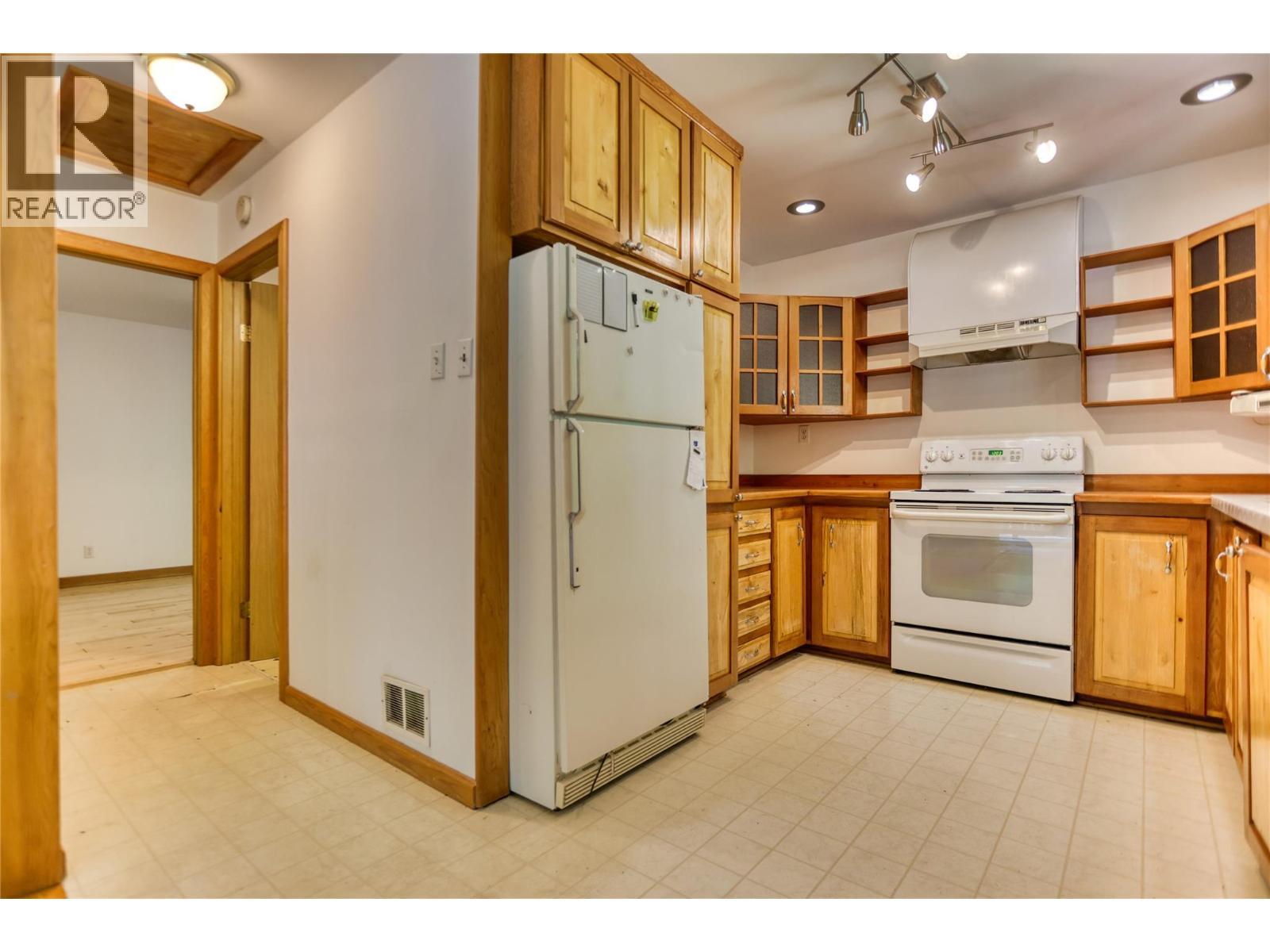 113 Wesco Road, Ymir, BC