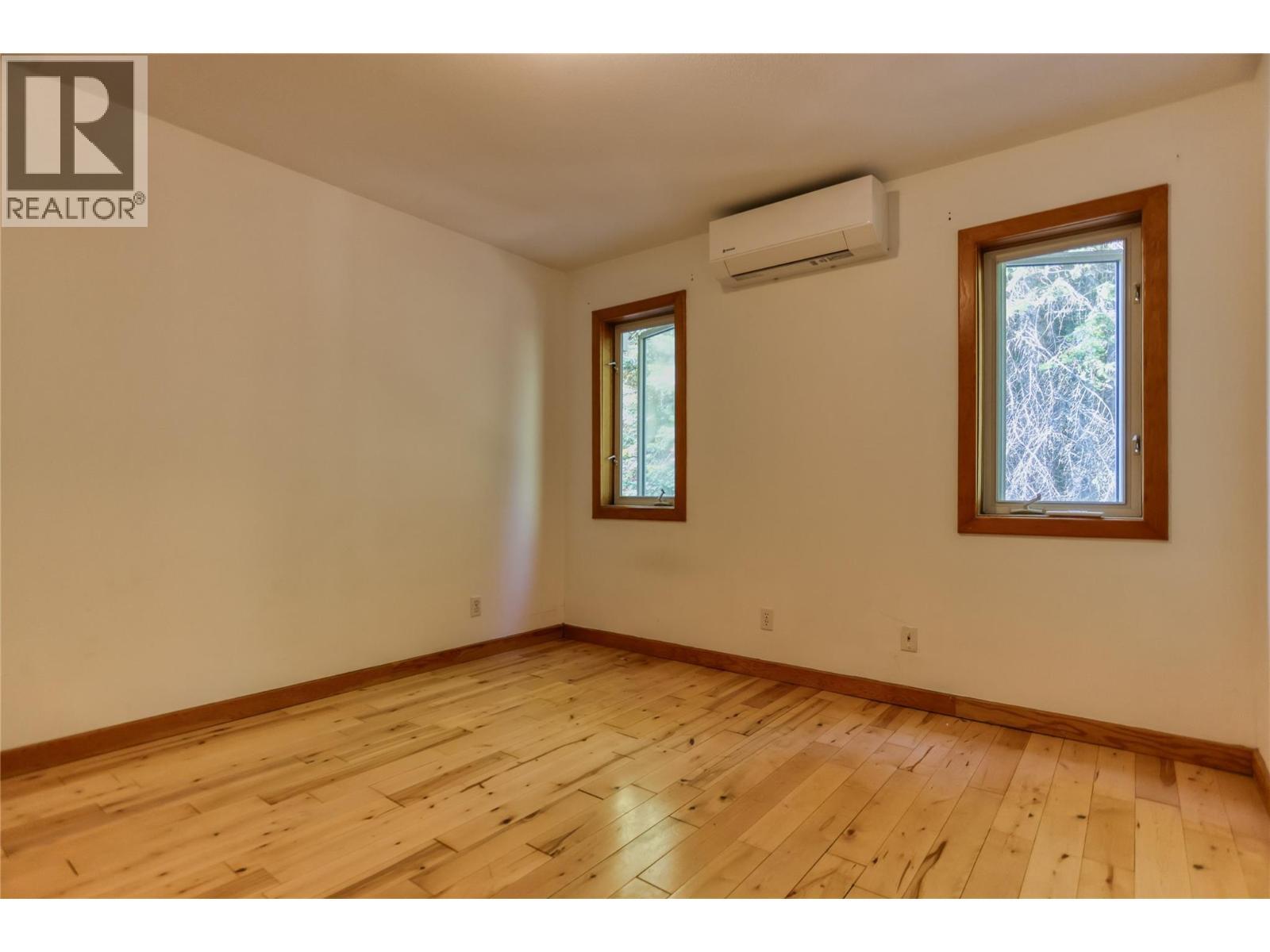 113 Wesco Road, Ymir, BC