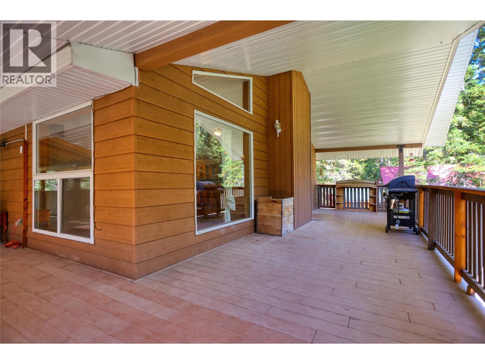 113 Wesco Road, Ymir, BC