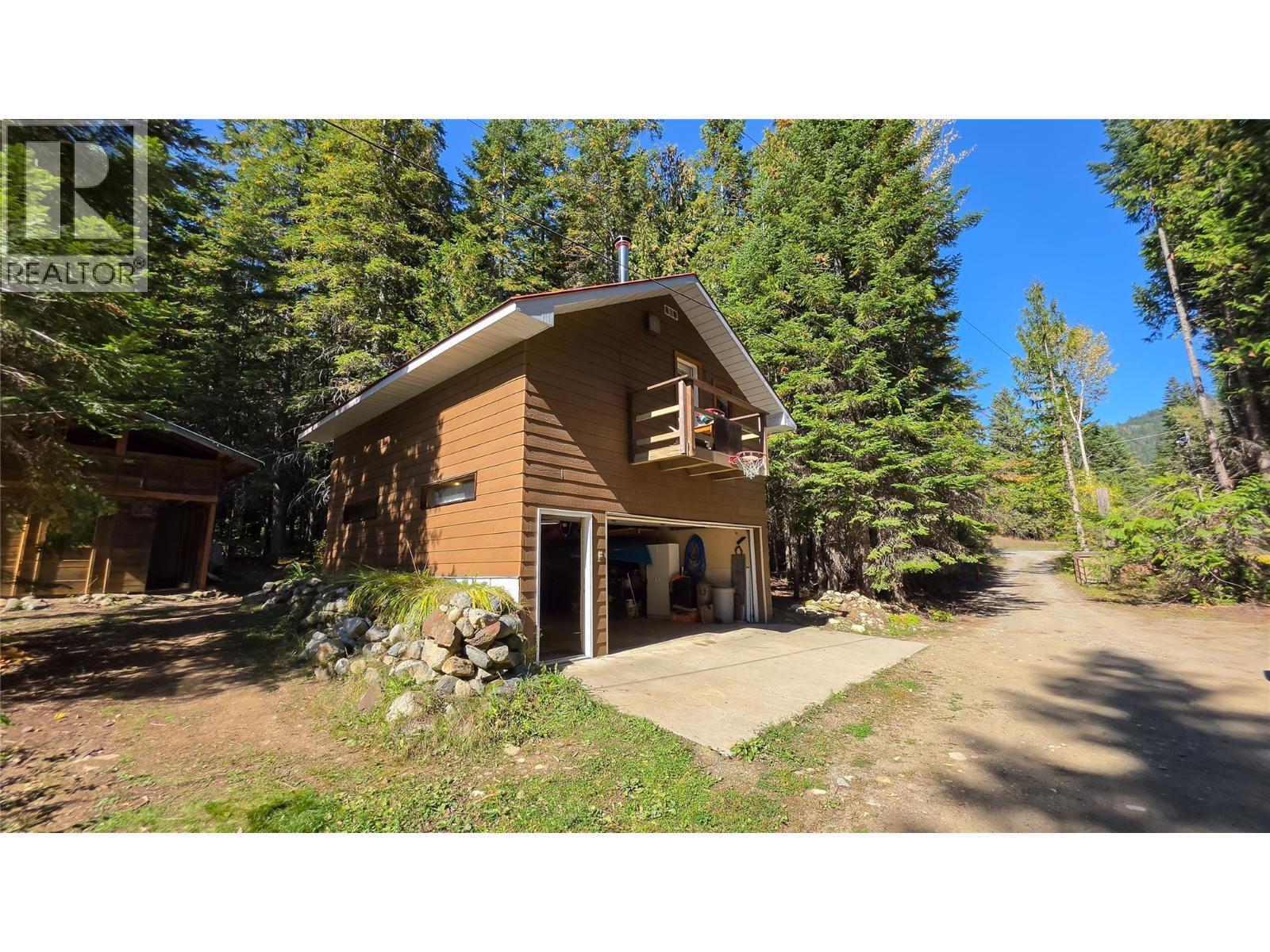 113 Wesco Road, Ymir, BC