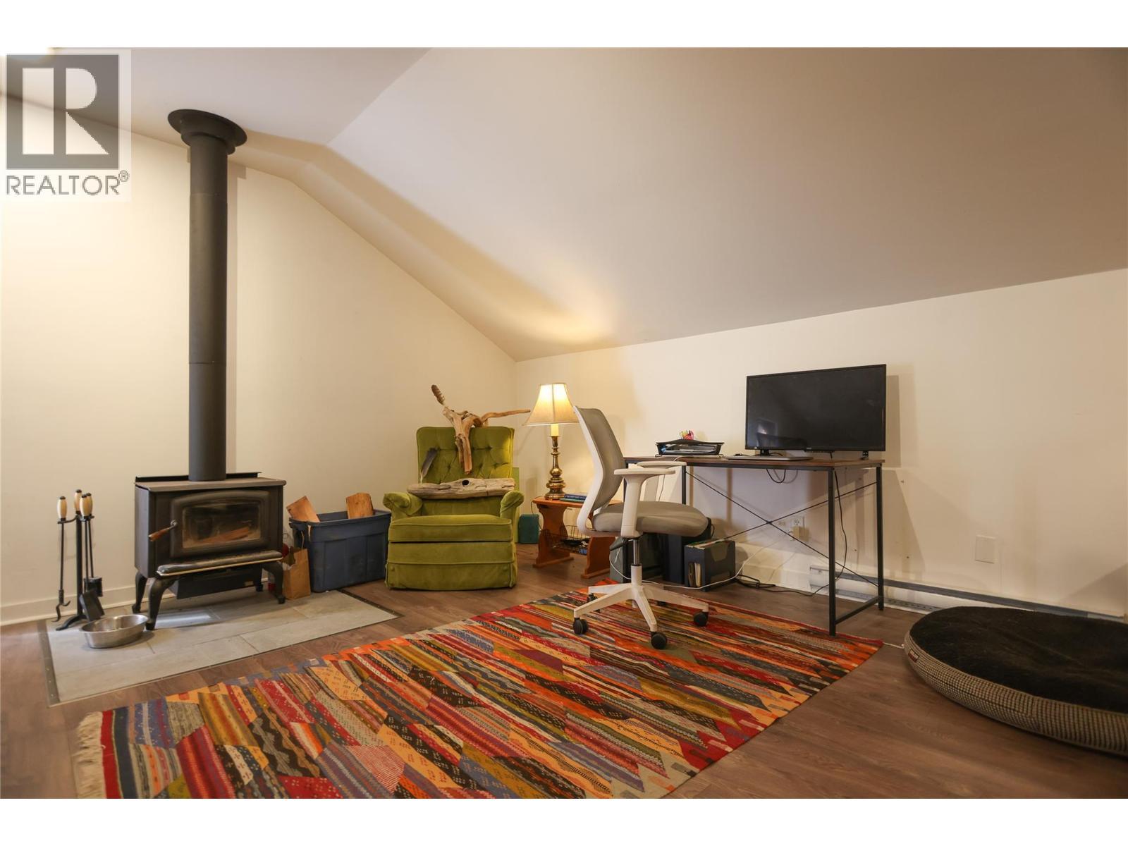 113 Wesco Road, Ymir, BC