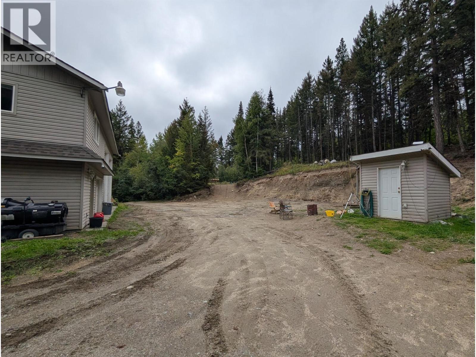 5745 Gun Lake Road W, Gold Bridge, BC