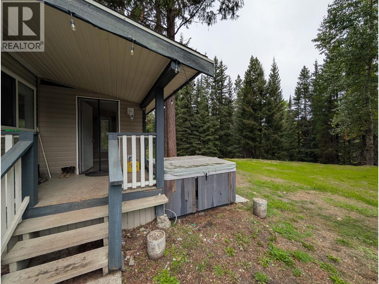 5745 Gun Lake Road W, Gold Bridge, BC