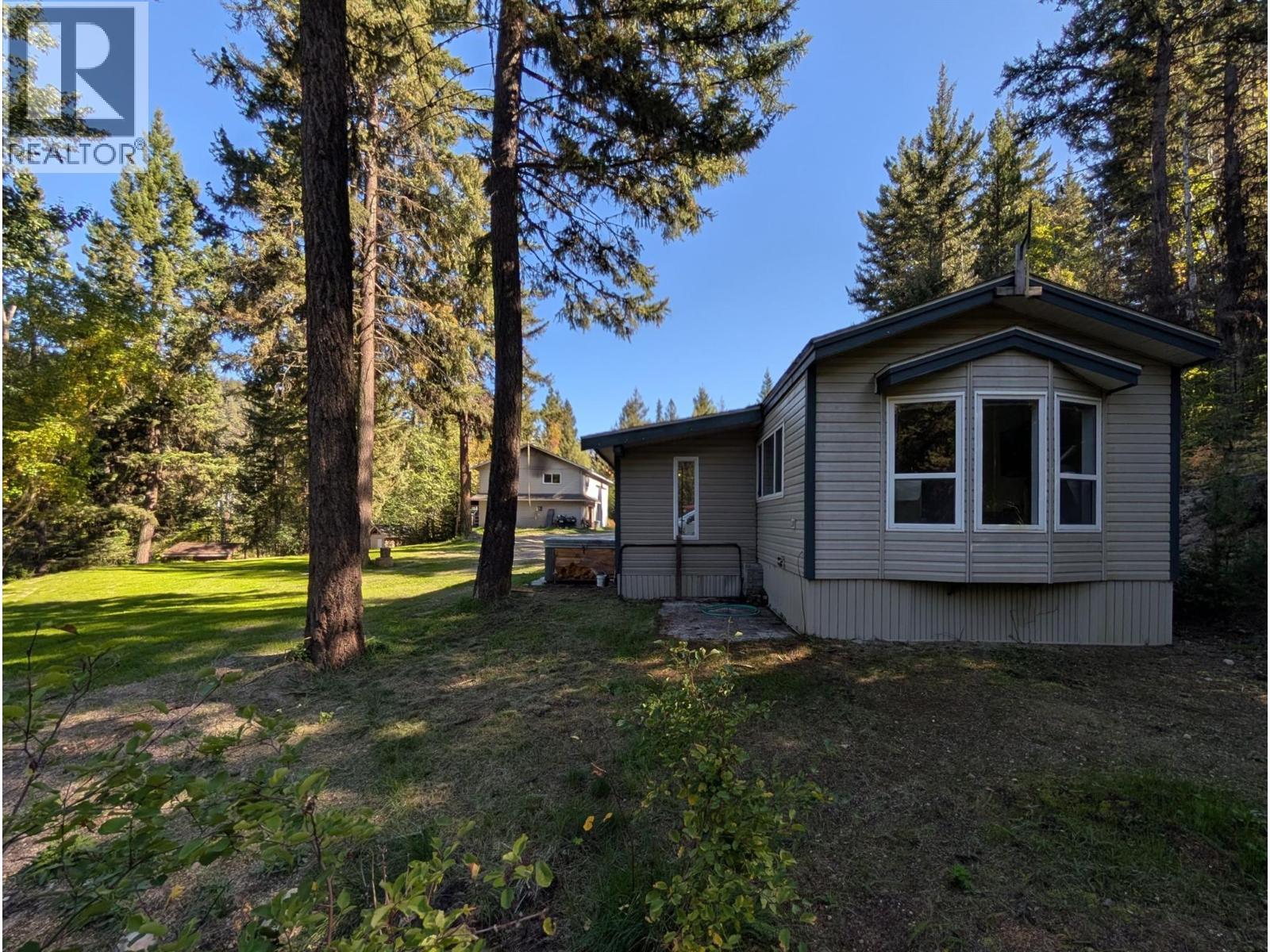 5745 Gun Lake Road W, Gold Bridge, BC