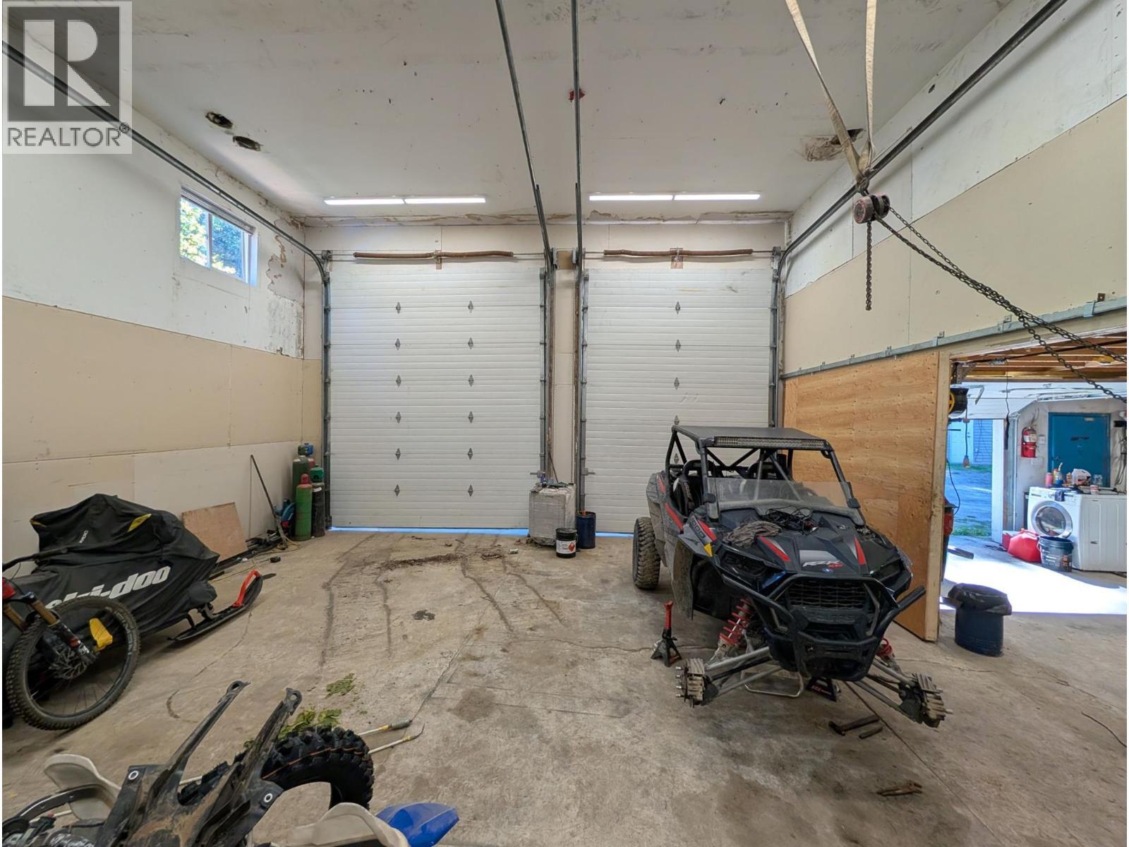 5745 Gun Lake Road W, Gold Bridge, BC
