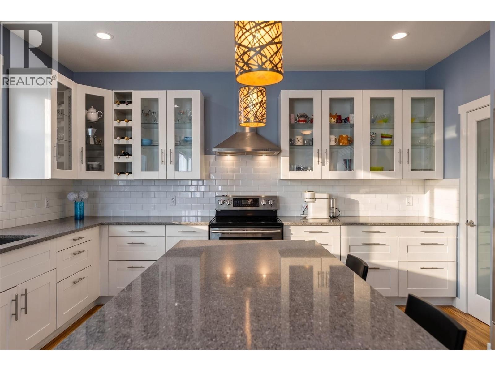 2961 Ensign Way, West Kelowna, BC