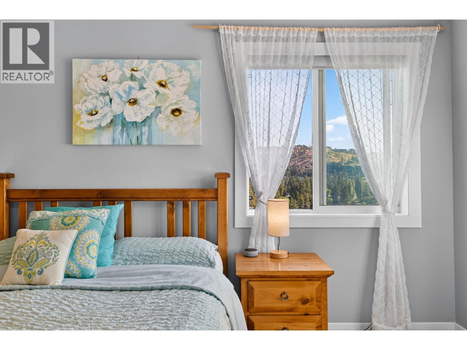 2961 Ensign Way, West Kelowna, BC