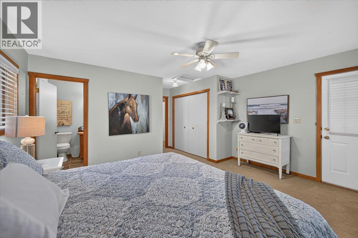 8427 Grainger Road, Canal Flats, BC