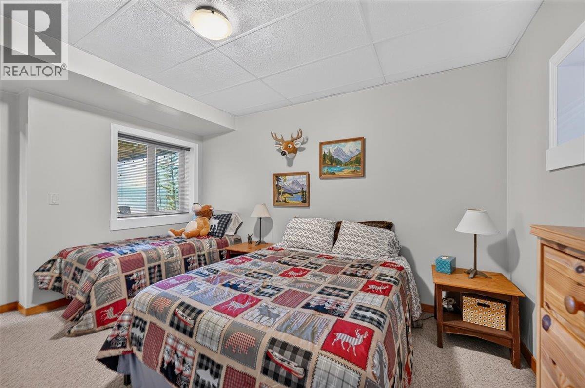 8427 Grainger Road, Canal Flats, BC