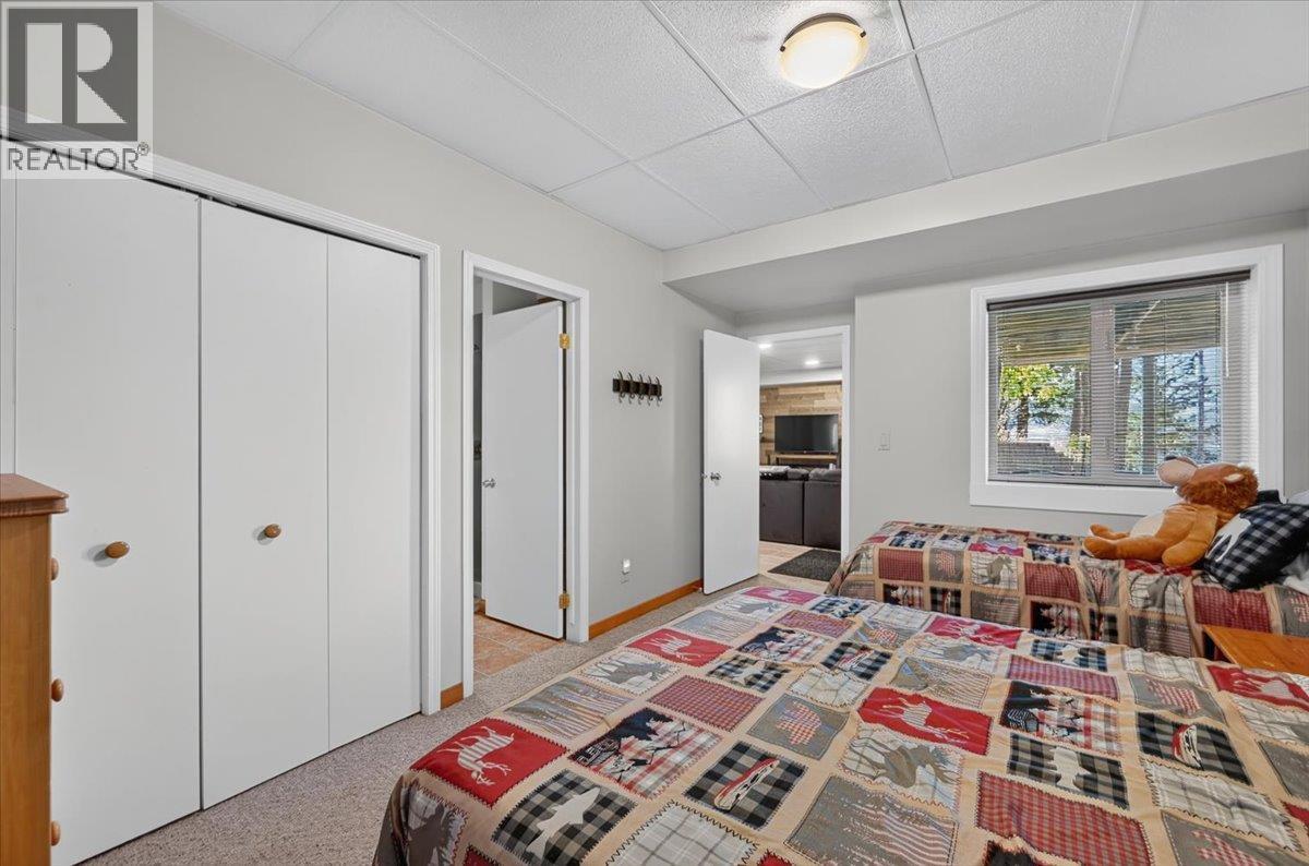 8427 Grainger Road, Canal Flats, BC