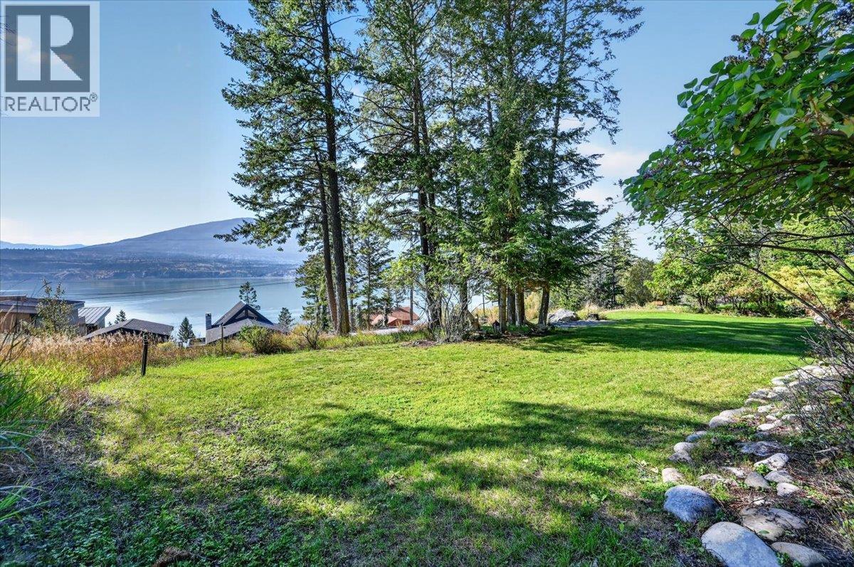 8427 Grainger Road, Canal Flats, BC