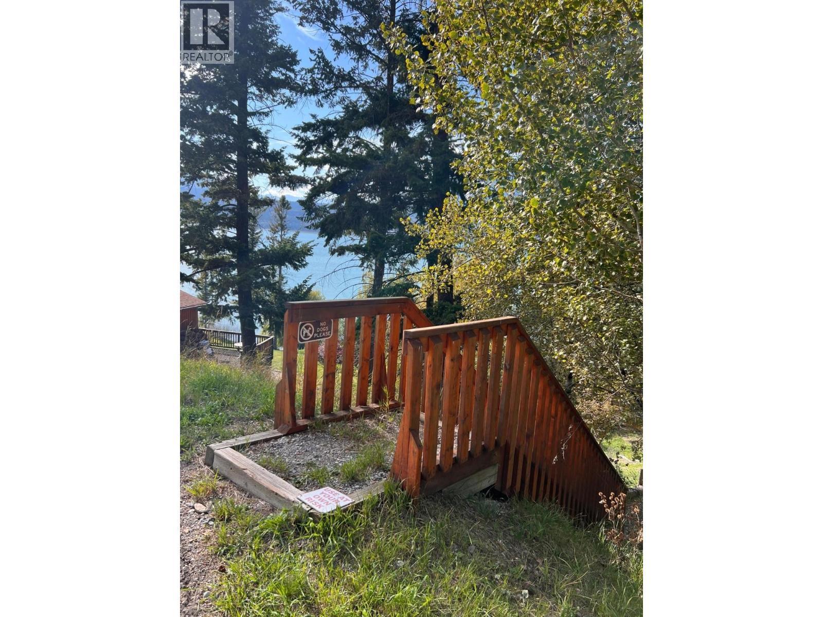 Stairs to access lakefront - 8427 Grainger Road, Canal Flats, BC