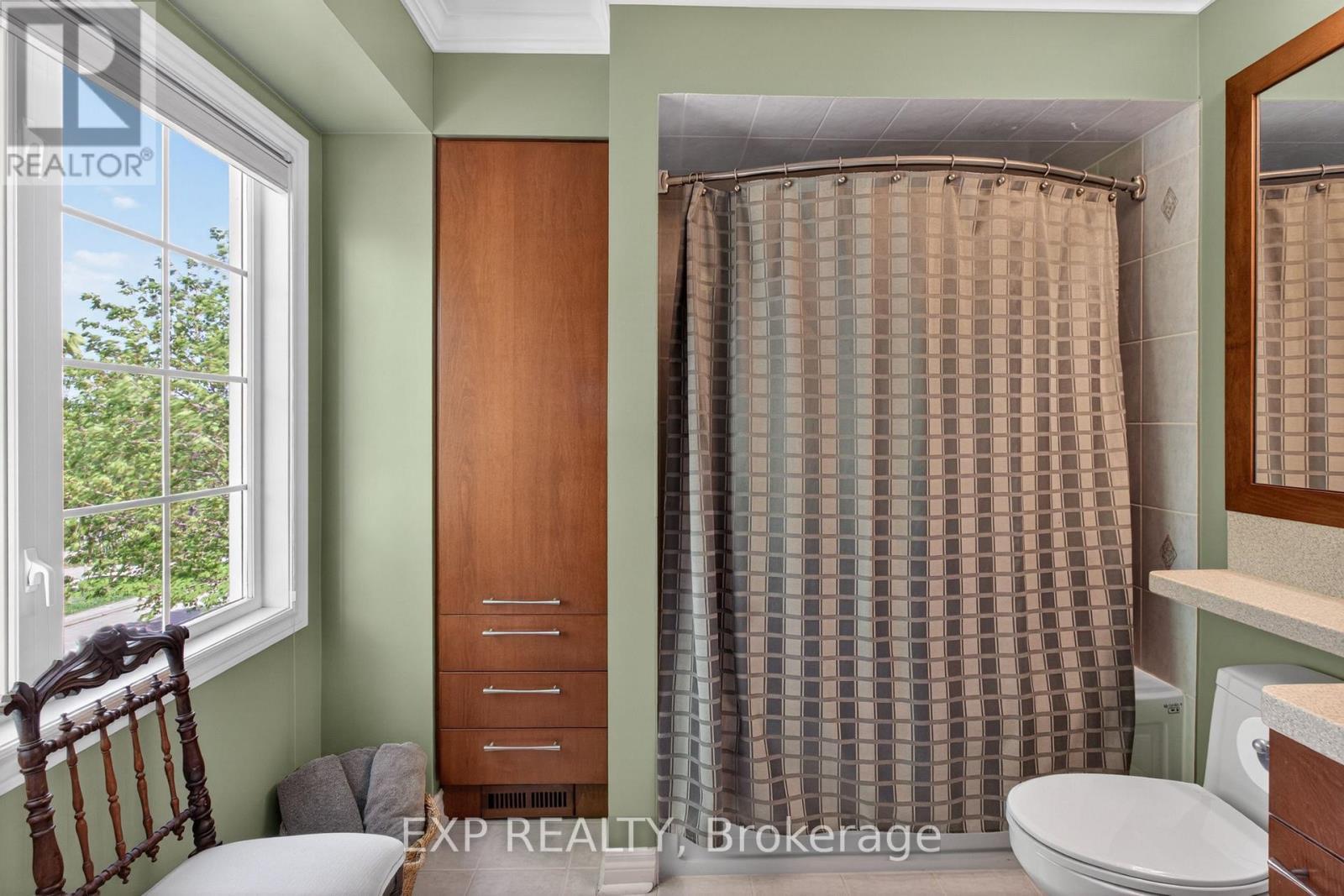 1347 Brookstar Drive, Oakville, ON