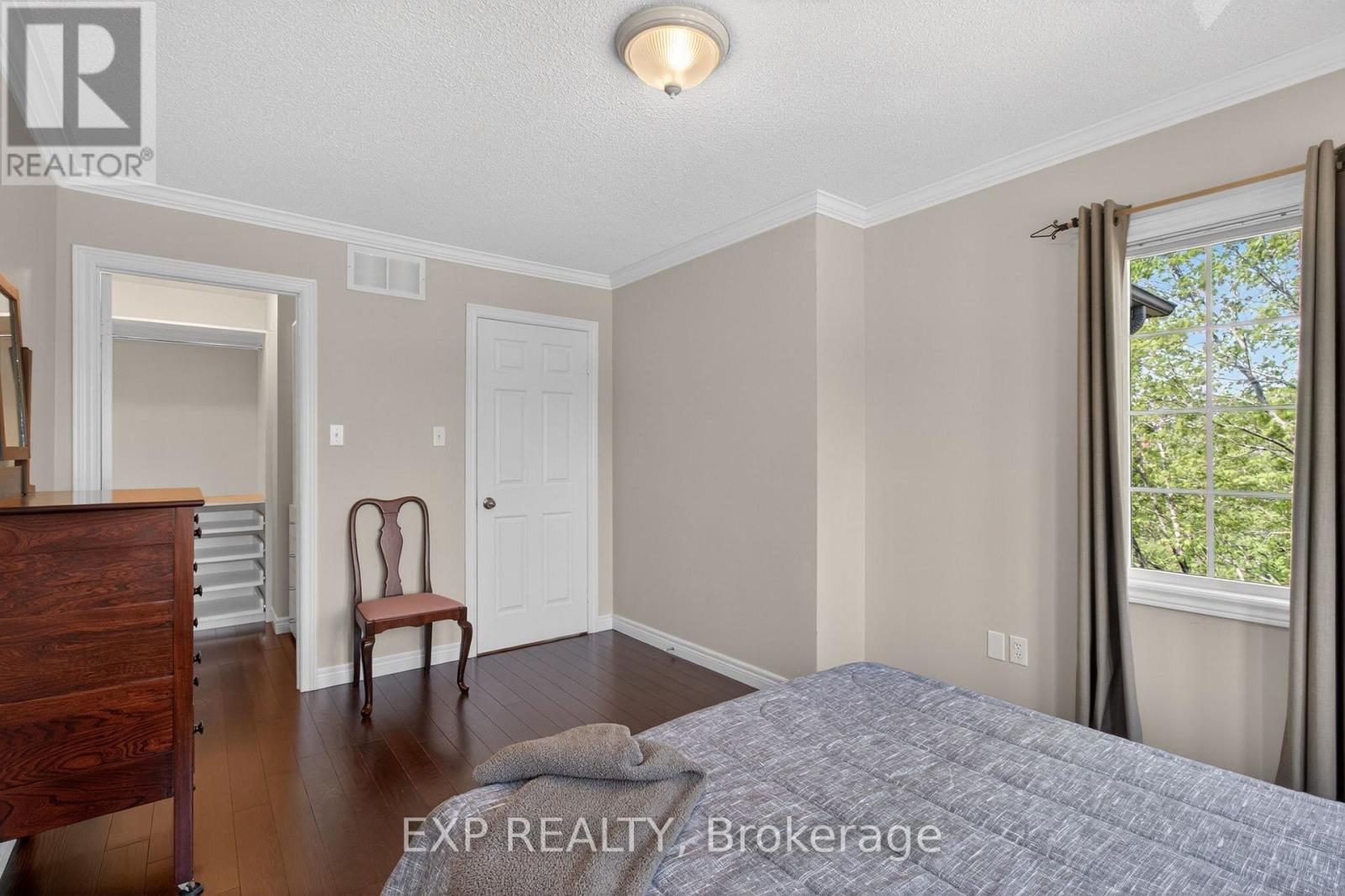 1347 Brookstar Drive, Oakville, ON