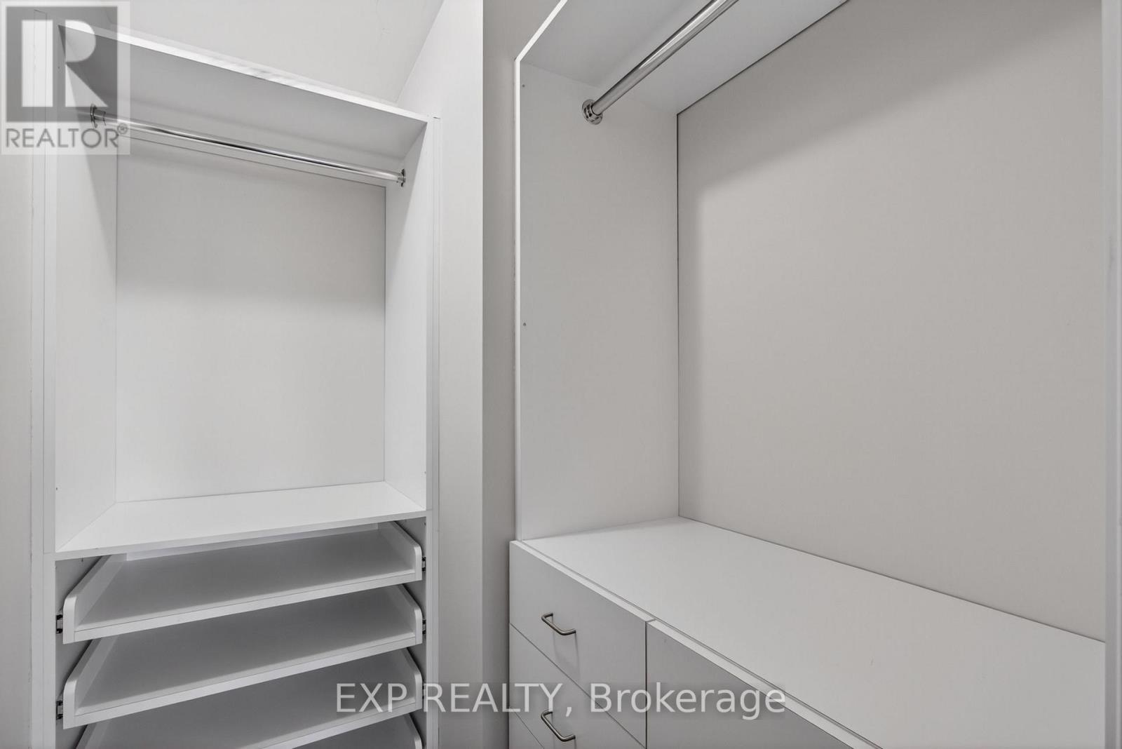 1347 Brookstar Drive, Oakville, ON