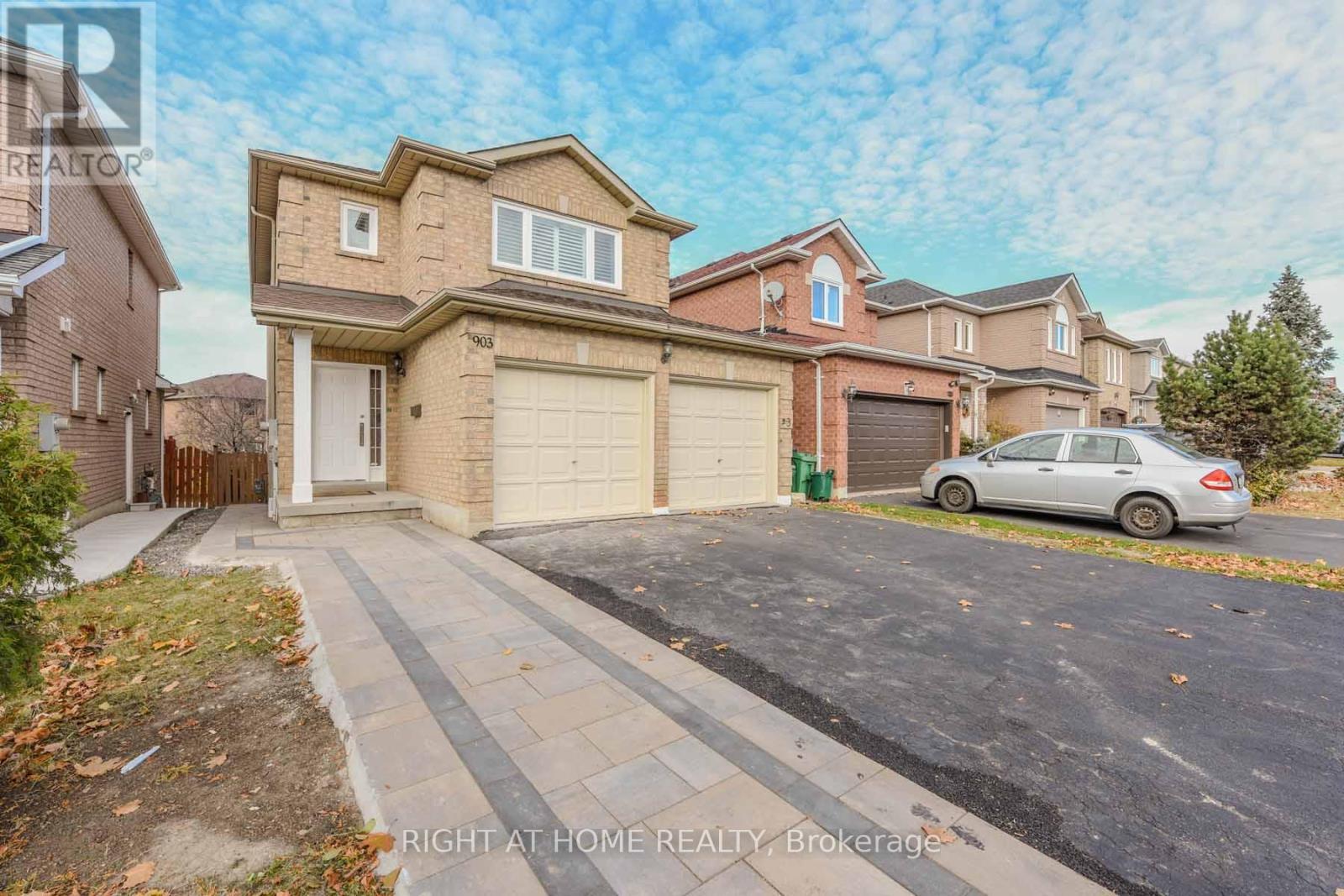 903 Blyleven Boulevard, Mississauga, ON