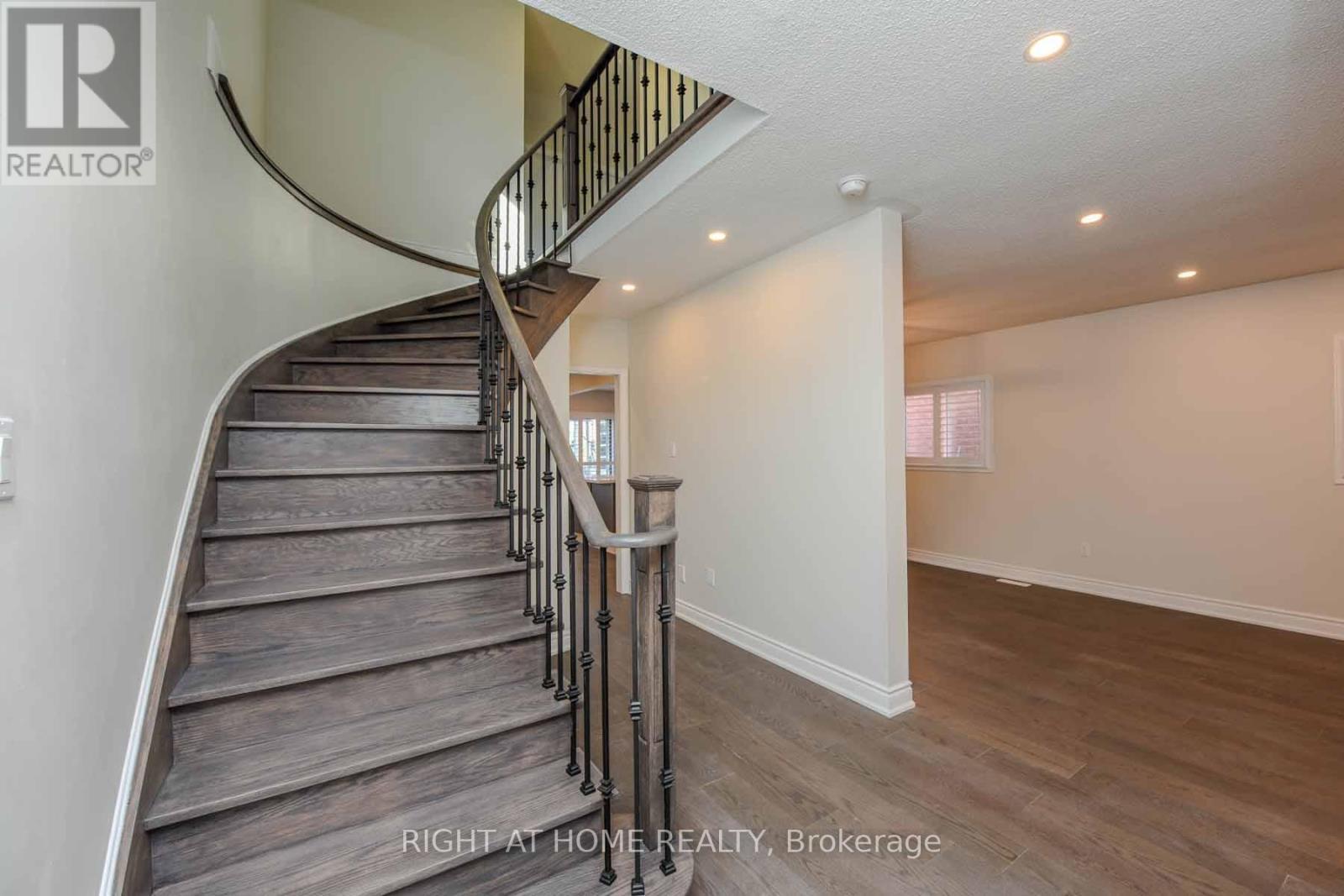 903 Blyleven Boulevard, Mississauga, ON