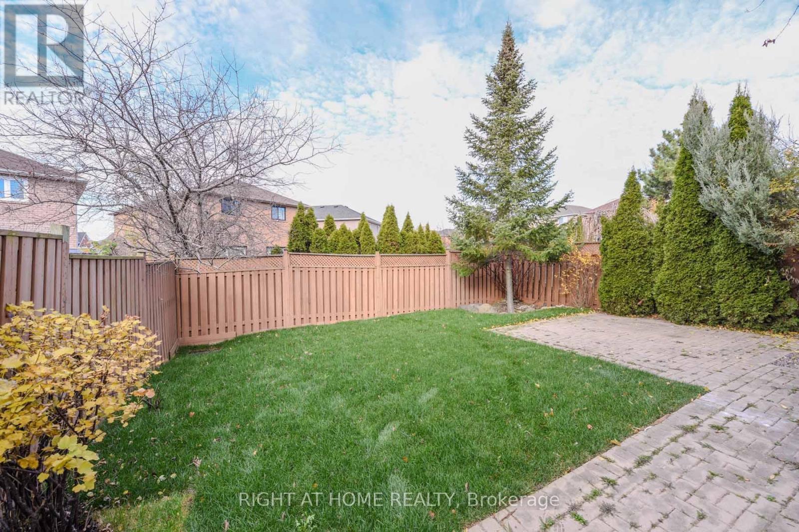 903 Blyleven Boulevard, Mississauga, ON