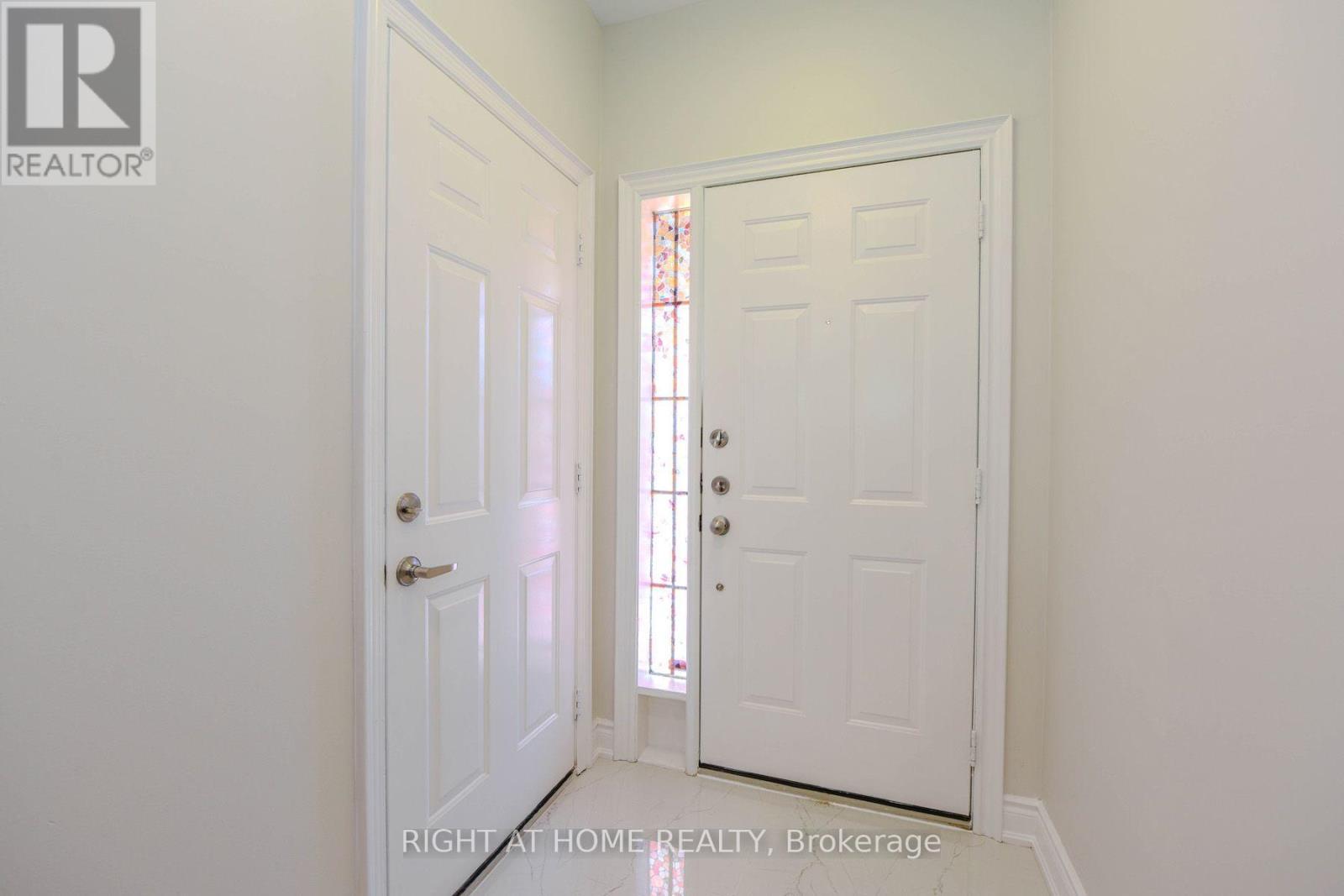 903 Blyleven Boulevard, Mississauga, ON