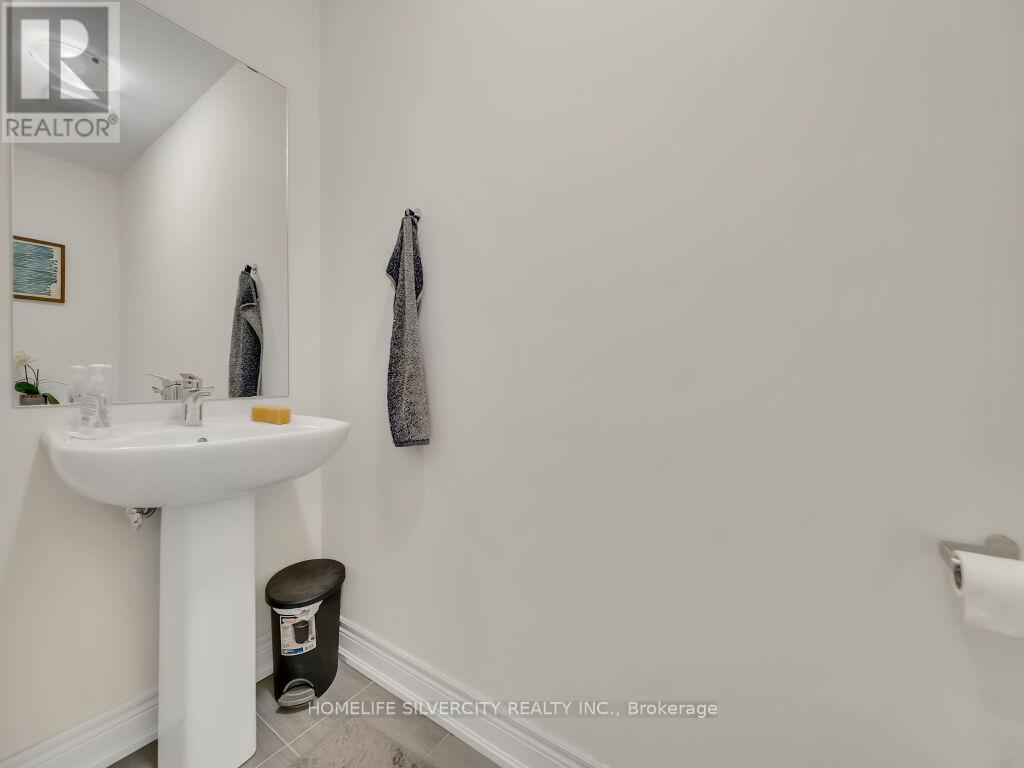 15 Puffin Crescent, Brampton, ON