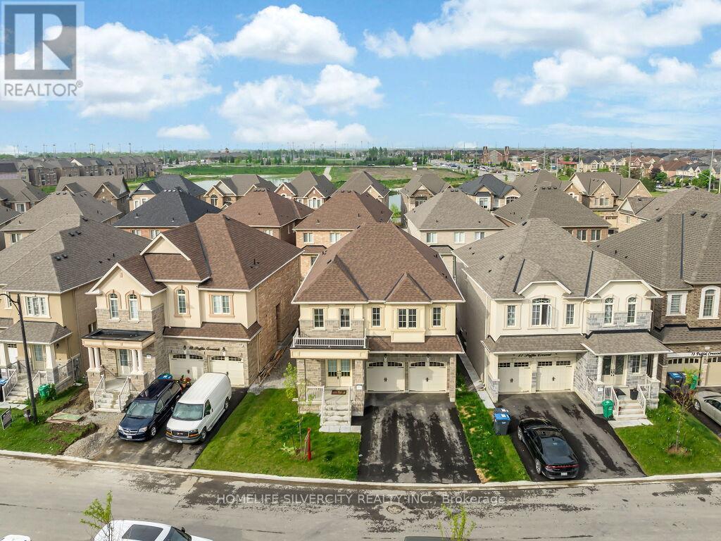 15 Puffin Crescent, Brampton, ON