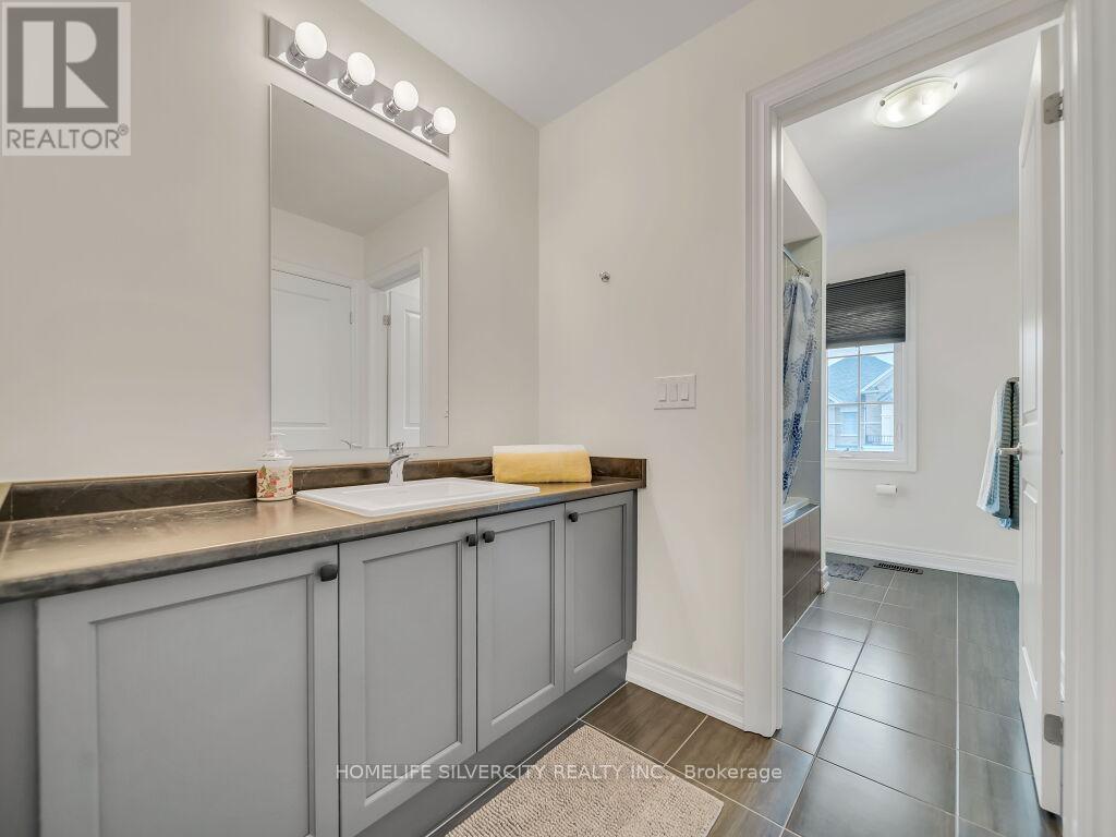 15 Puffin Crescent, Brampton, ON