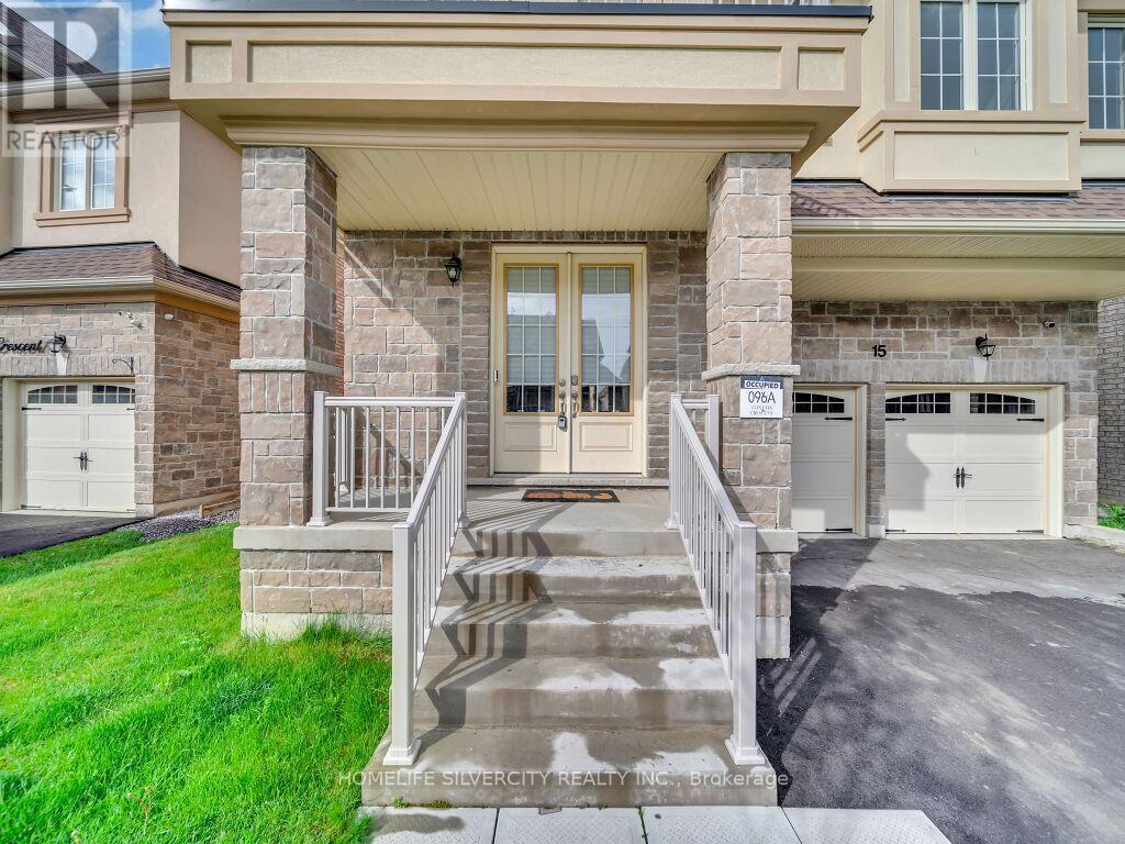 15 Puffin Crescent, Brampton, ON
