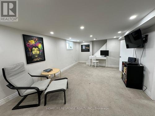 88 Shelby Avenue, Hamilton, ON 