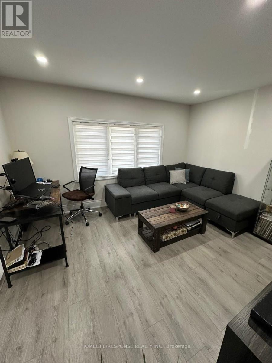 88 Shelby Avenue, Hamilton, ON