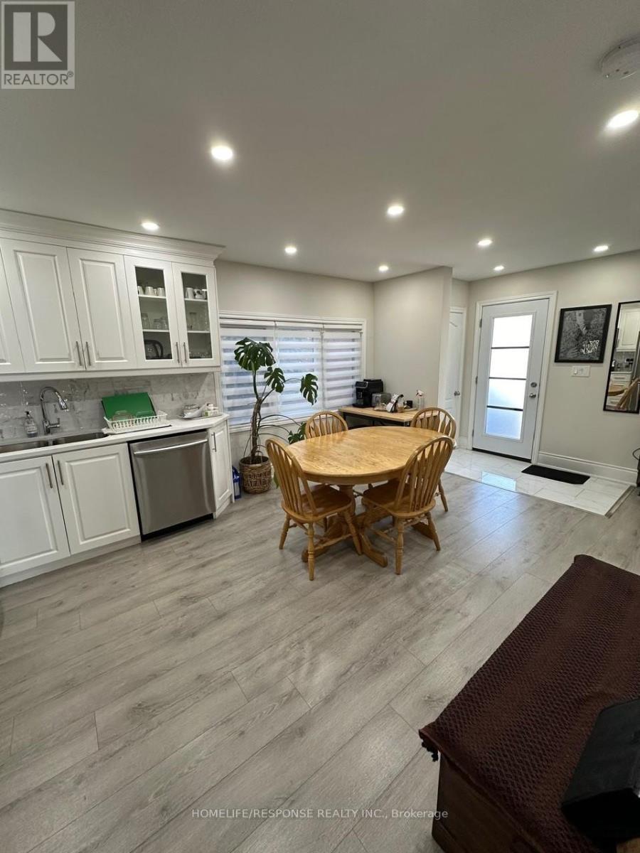 88 Shelby Avenue, Hamilton, ON