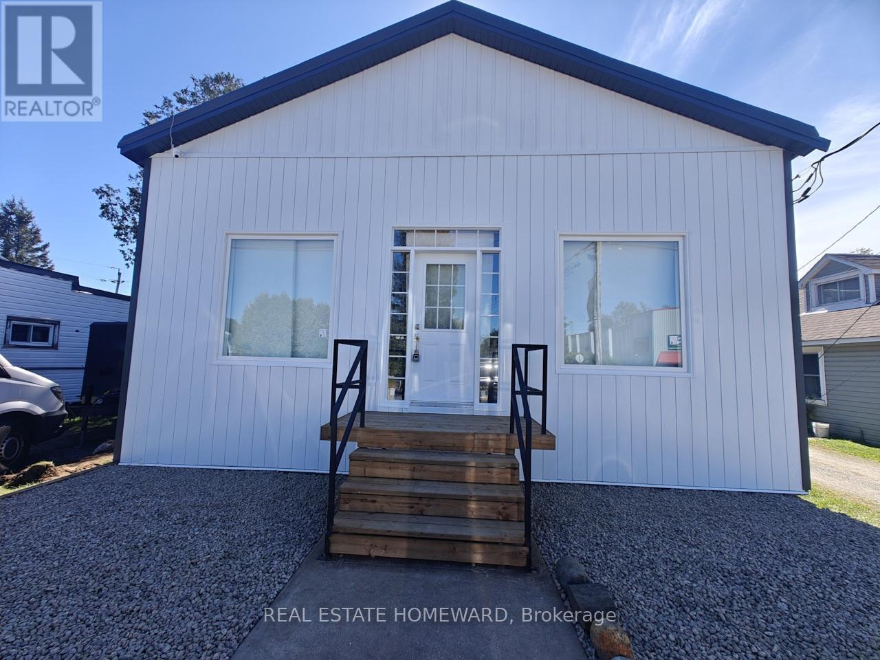 31 Marie Street, South River, ON