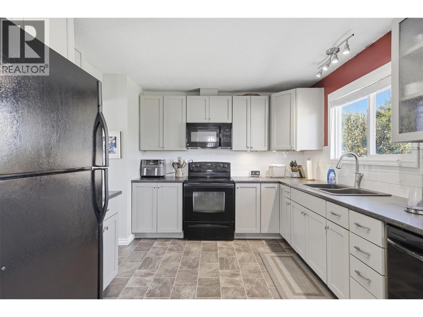 1116 Linthorpe Road, Kamloops, BC