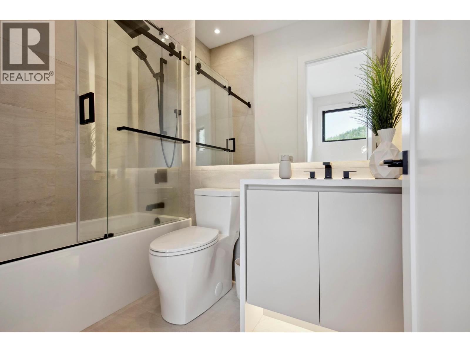 1561 Cabernet Court, West Kelowna, BC