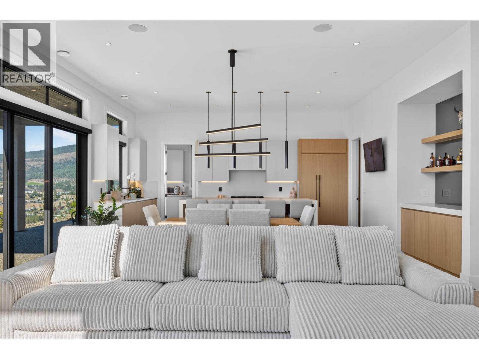 1561 Cabernet Court, West Kelowna, BC