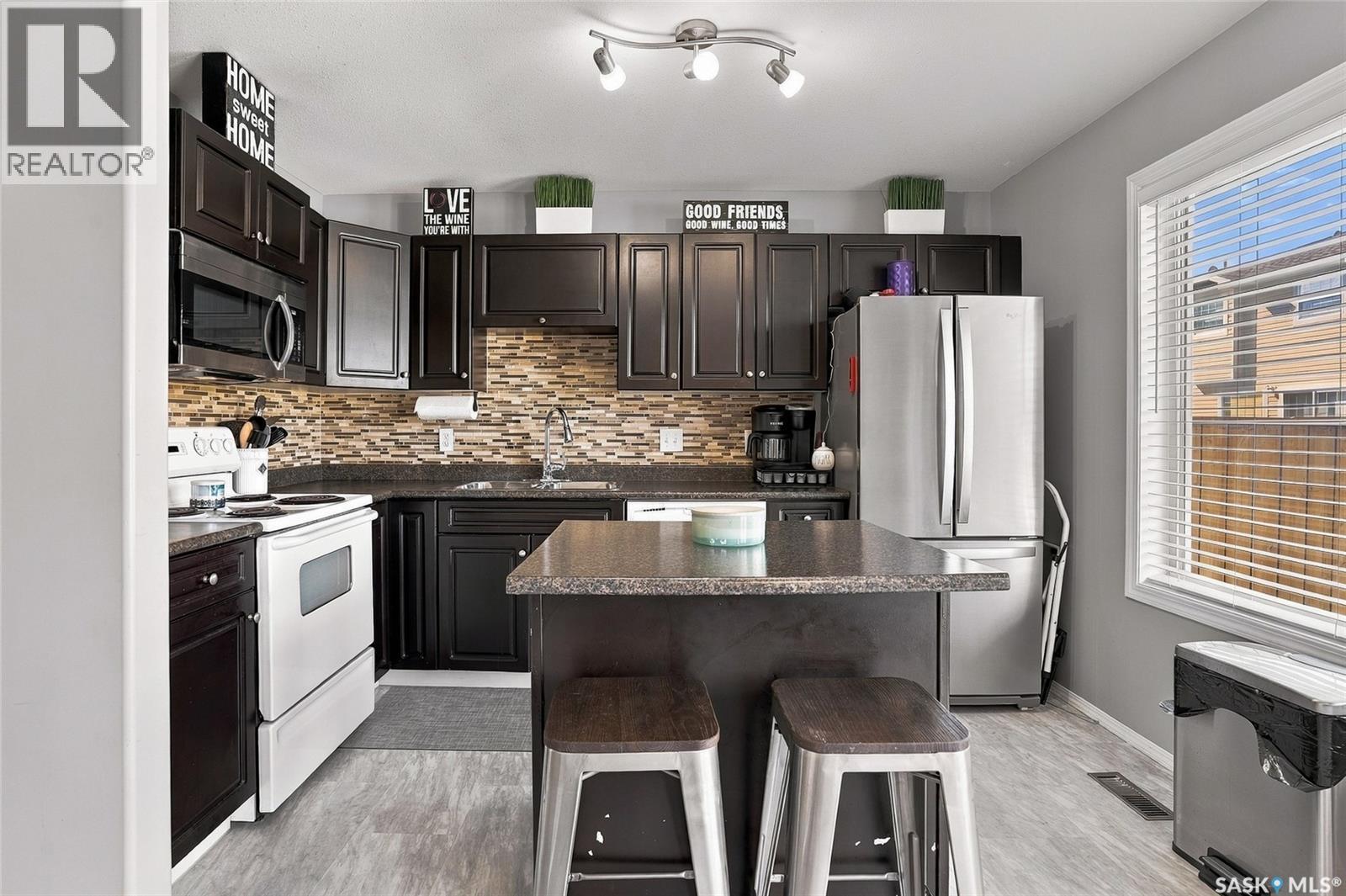 8 300 Maccormack Road, Martensville, SK