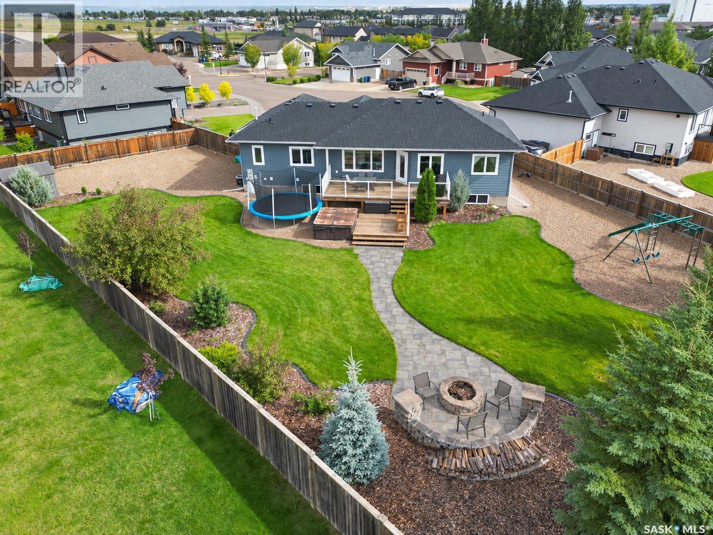 5 Macdonnell Court, Battleford, SK