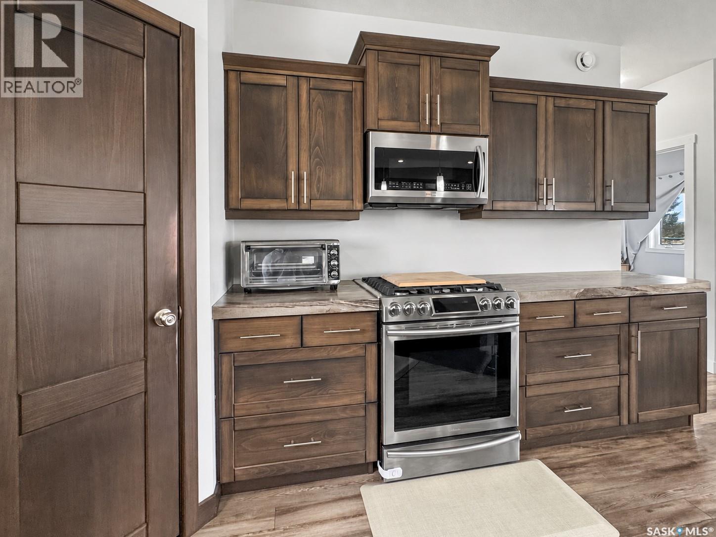 5 Macdonnell Court, Battleford, SK