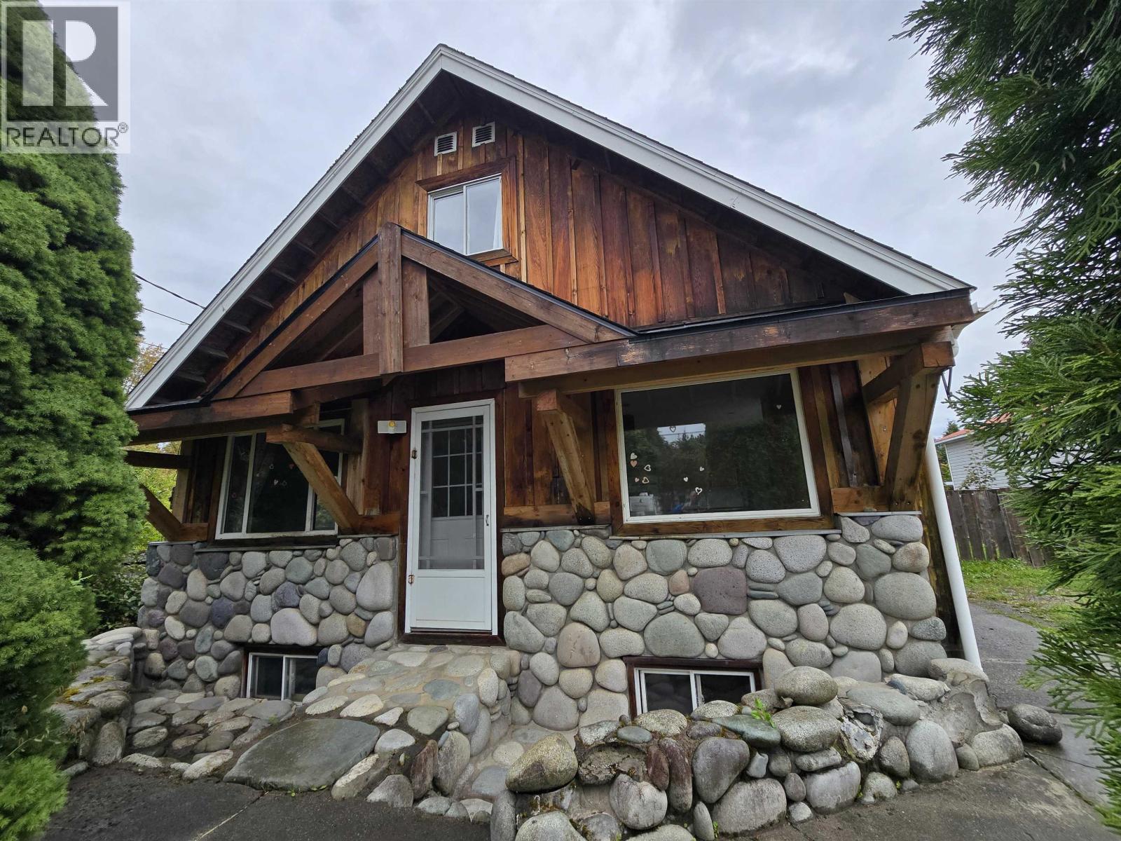5024 Agar Avenue, Terrace, BC