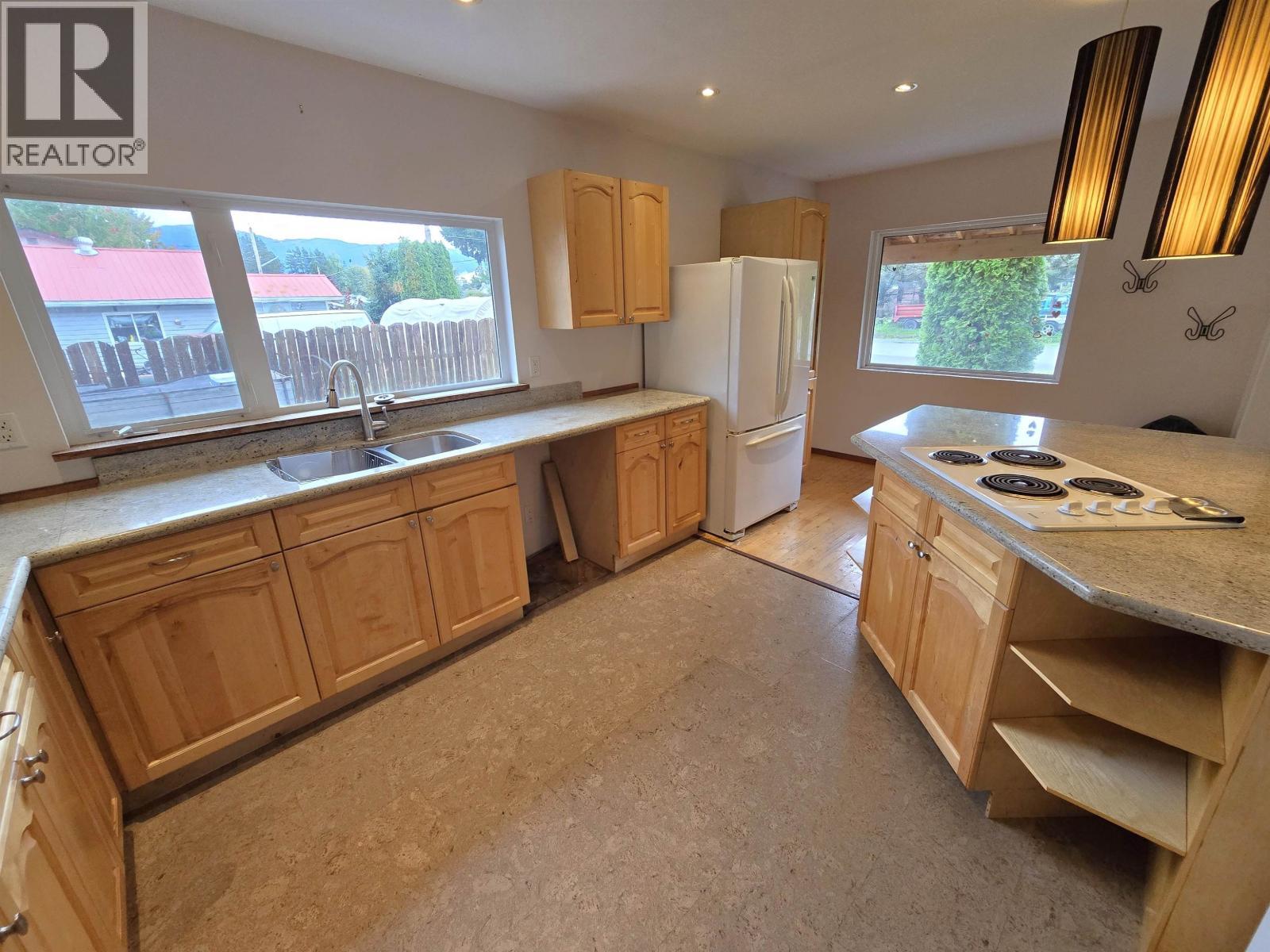 5024 Agar Avenue, Terrace, BC