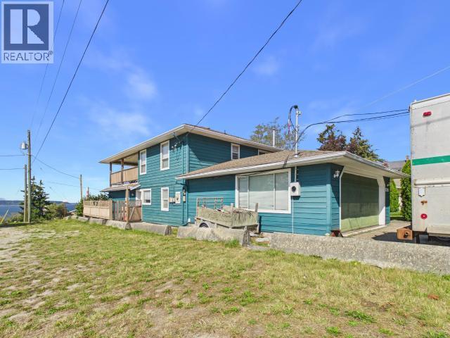 5726 Marine Ave, Powell River, BC
