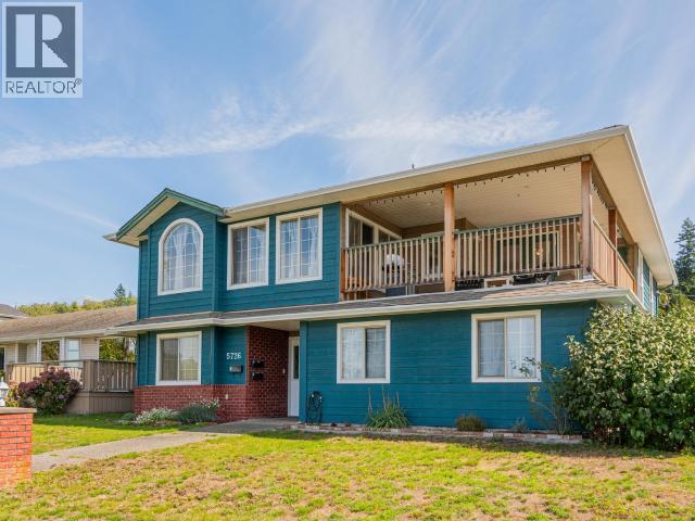 5726 Marine Ave, Powell River, BC
