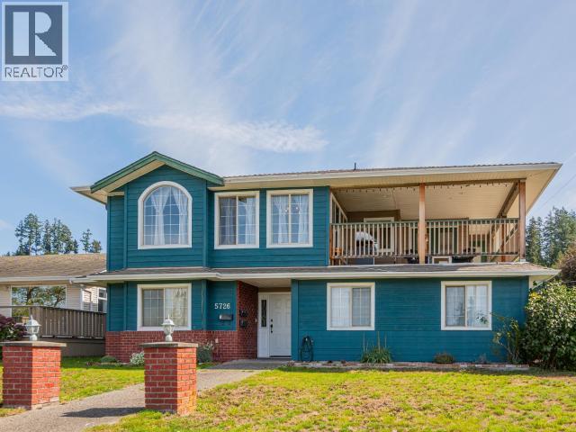 5726 Marine Ave, Powell River, BC